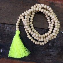 Load image into Gallery viewer, Bohemian Style Tassel Necklace Wooden Beads Retro Long
